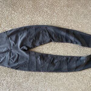 Lululemon Gray Leggings